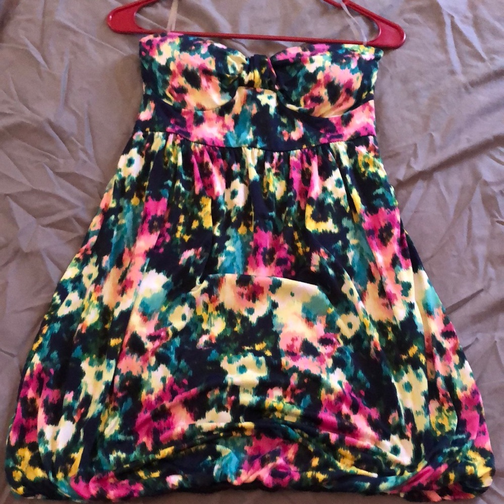 rue 21 sleeveless dress size m